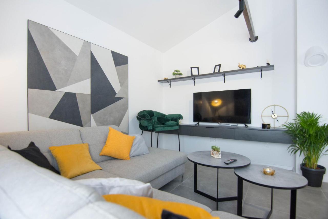 Stina Apartment Biograd Na Moru Ngoại thất bức ảnh