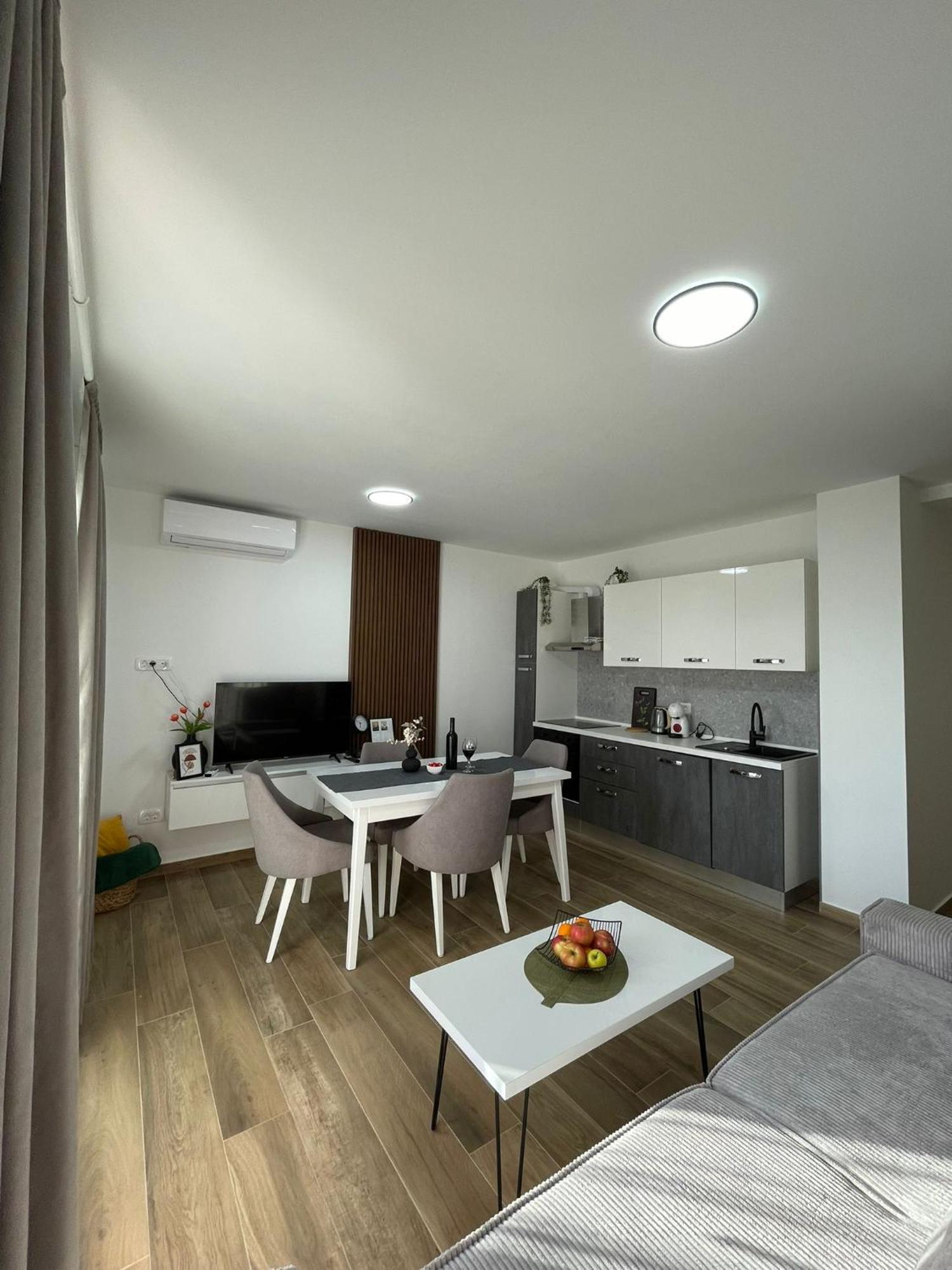 Stina Apartment Biograd Na Moru Ngoại thất bức ảnh